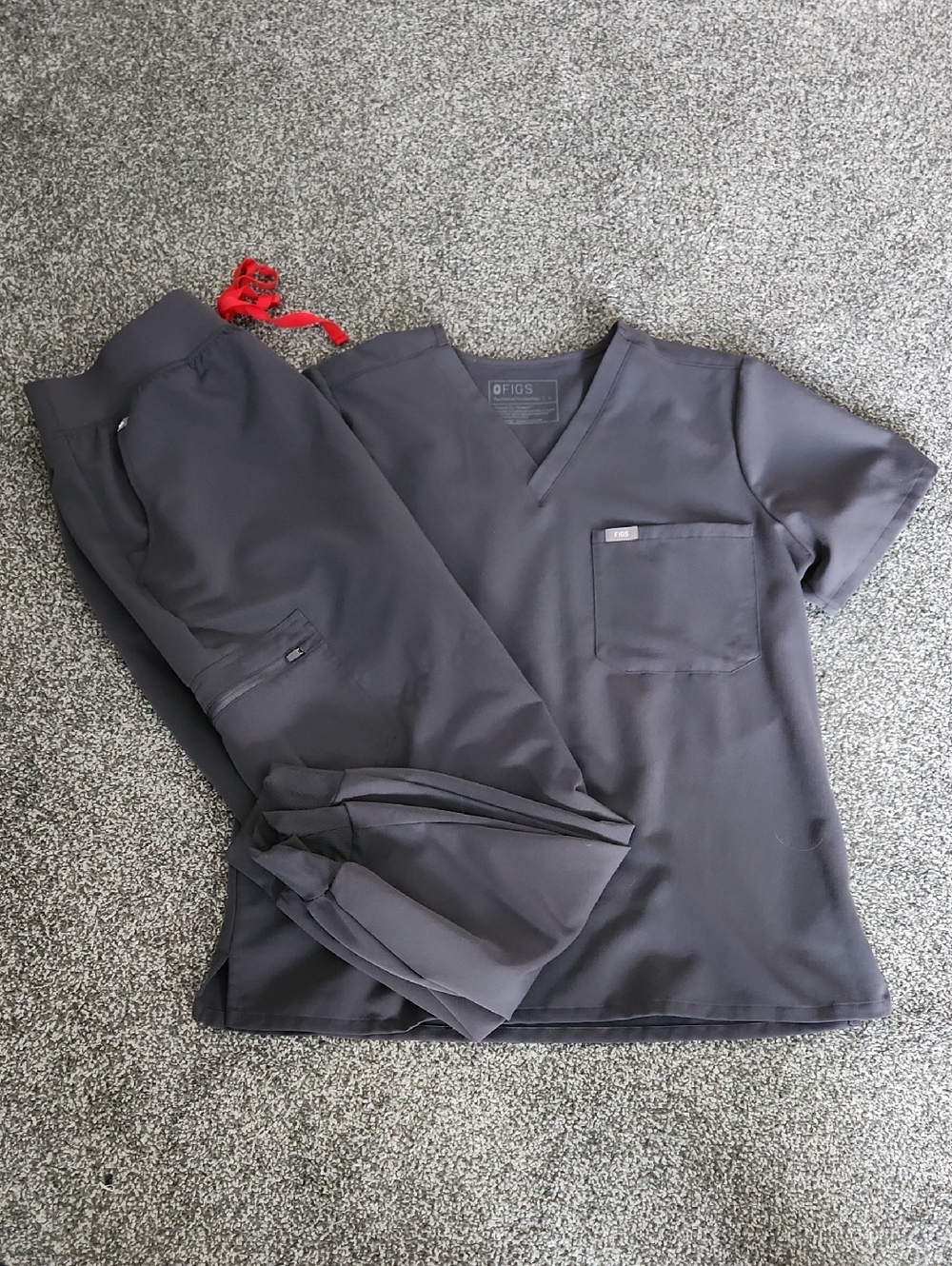 Figs Charcoal Scrub Set, L Top And XL Joggers